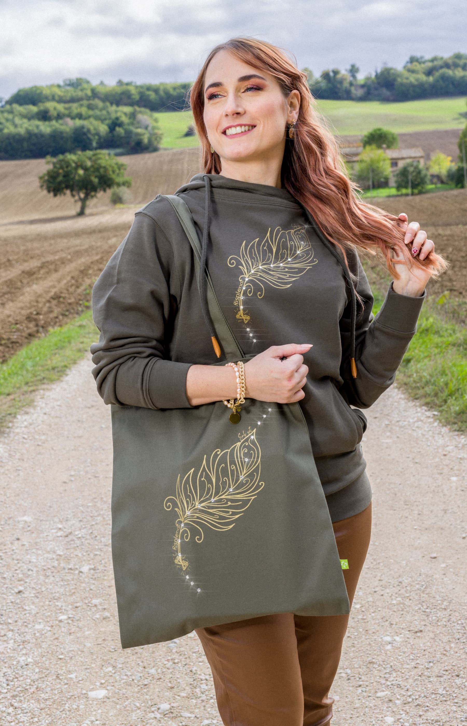 felpa risplendi e shopping bag